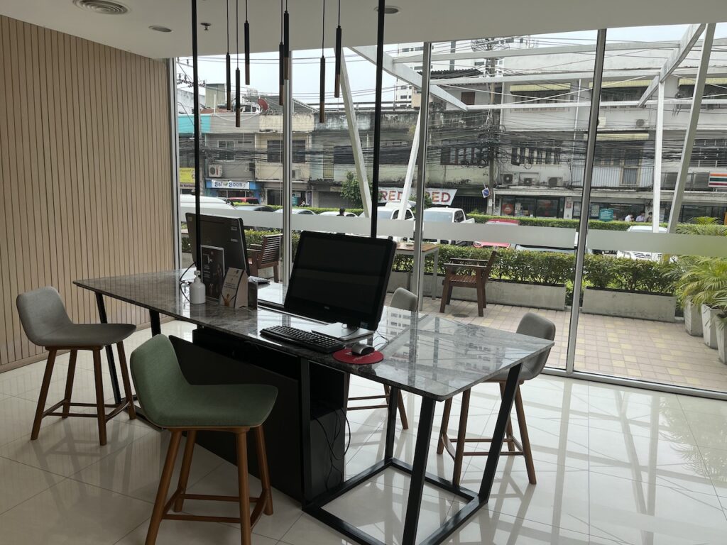 ibis sathorn business center