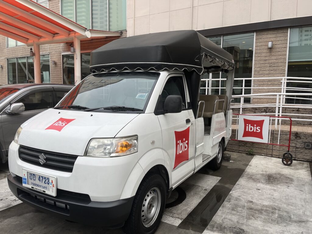 ibis sathorn shuttle