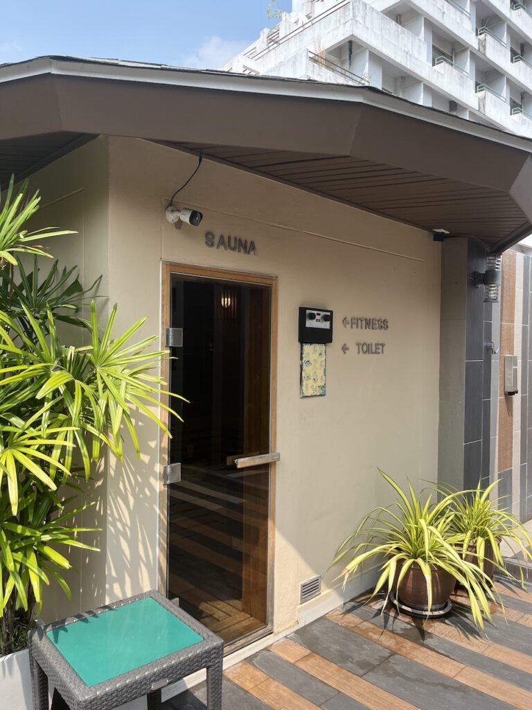 April Suites Sauna