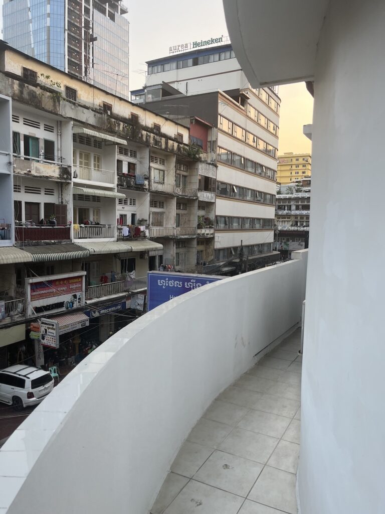 hotel zing balcony
