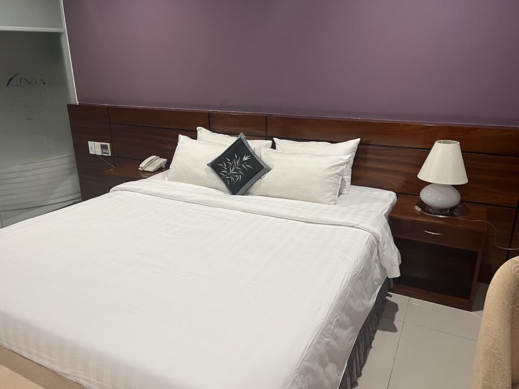 white lotus saigon room