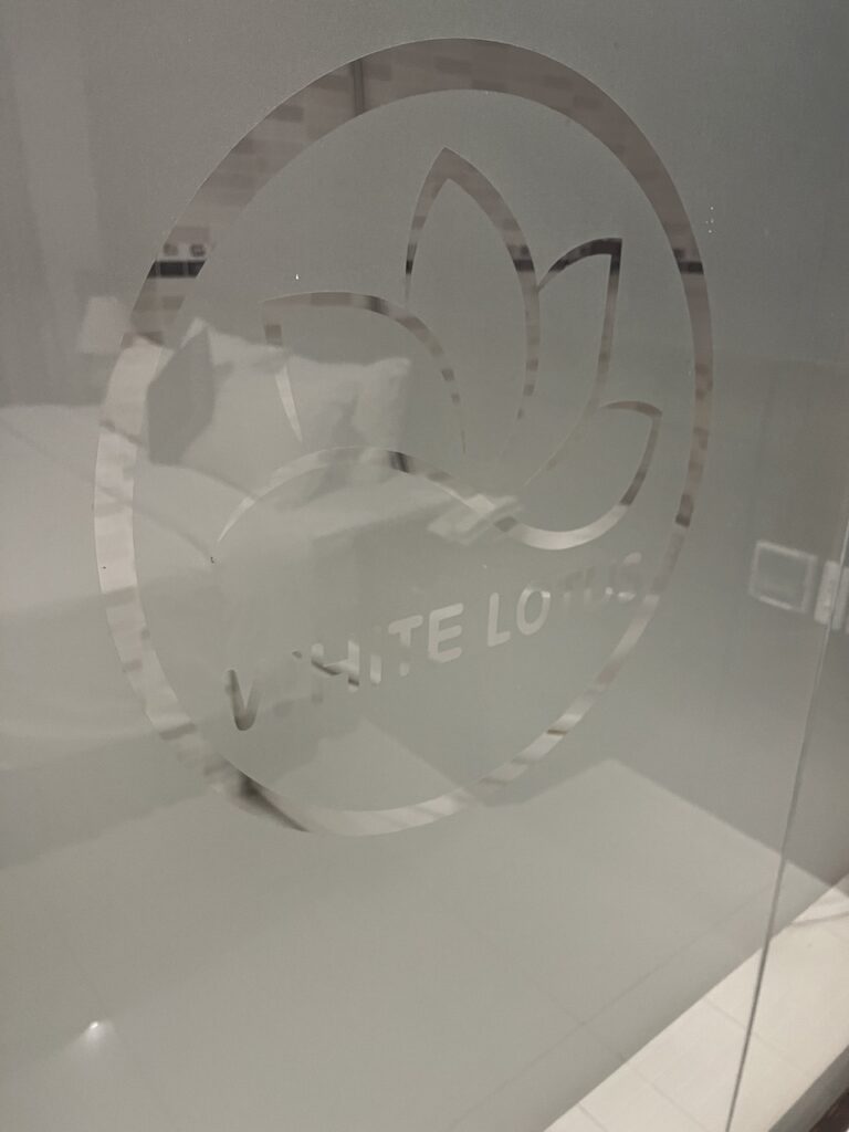 white lotus saigon logo