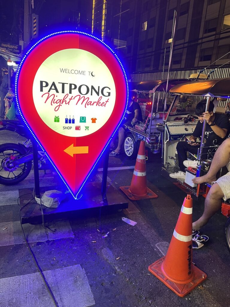 patpong night market in bangkok