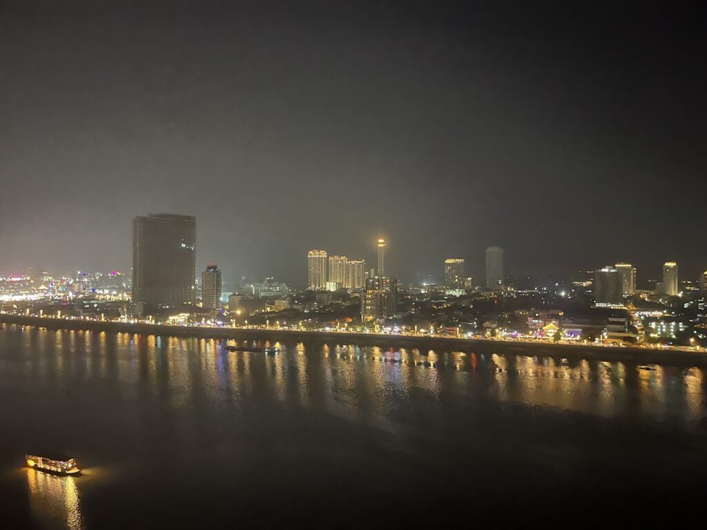 phnom penh skyline