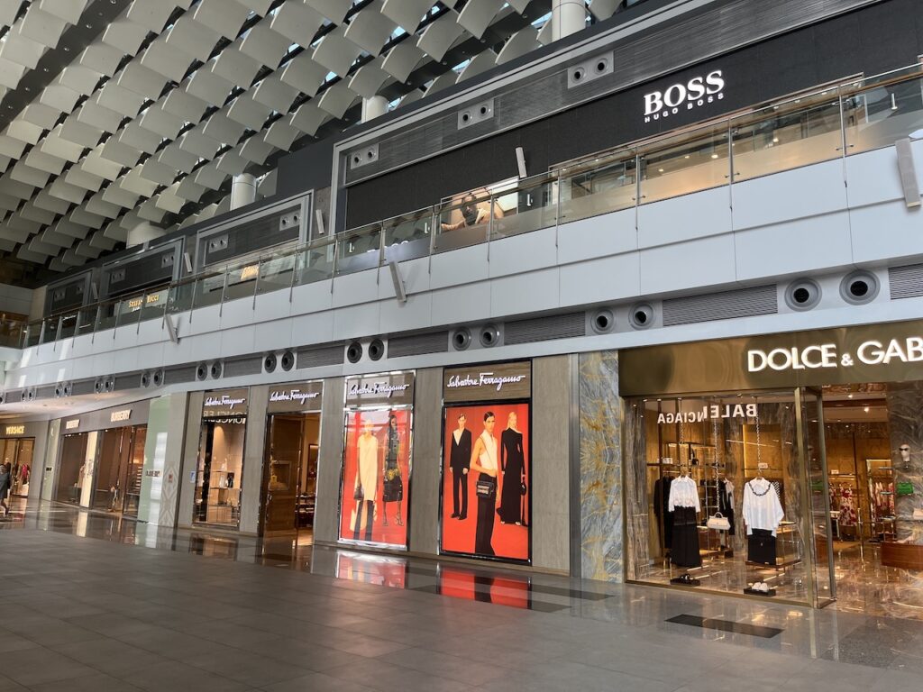 shopping mall in phnom penh