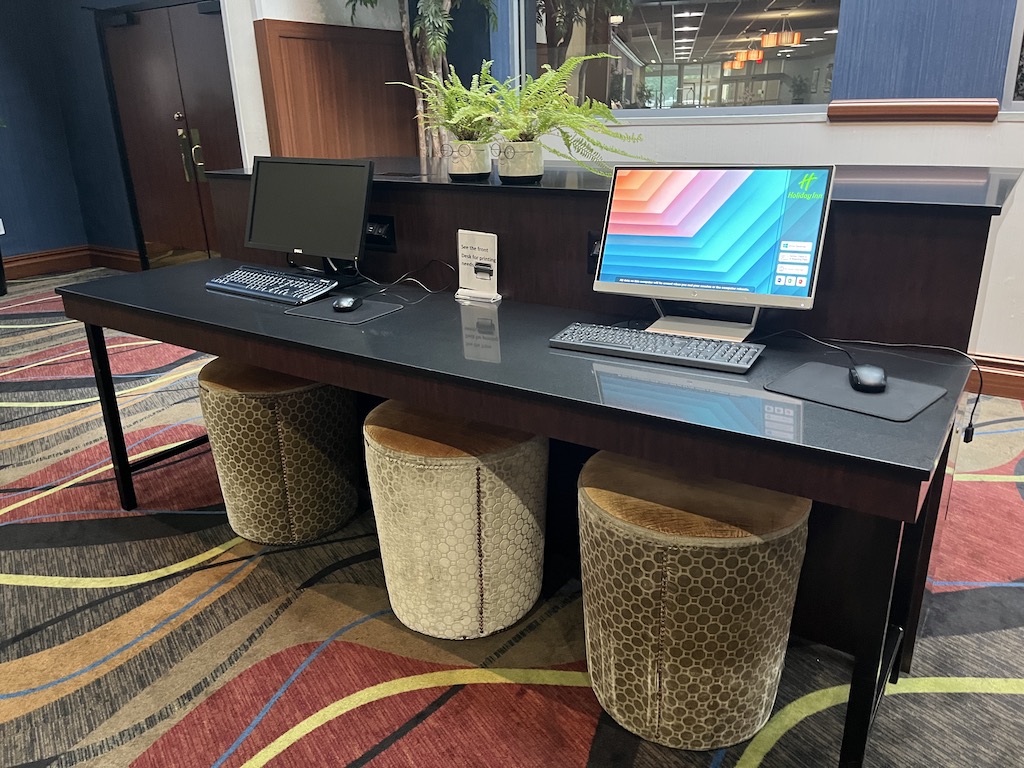 holiday inn hurstbourne business center