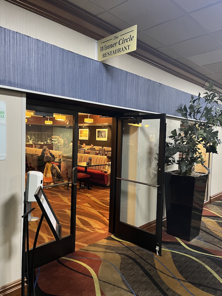 holiday inn hurstbourne breakfast area