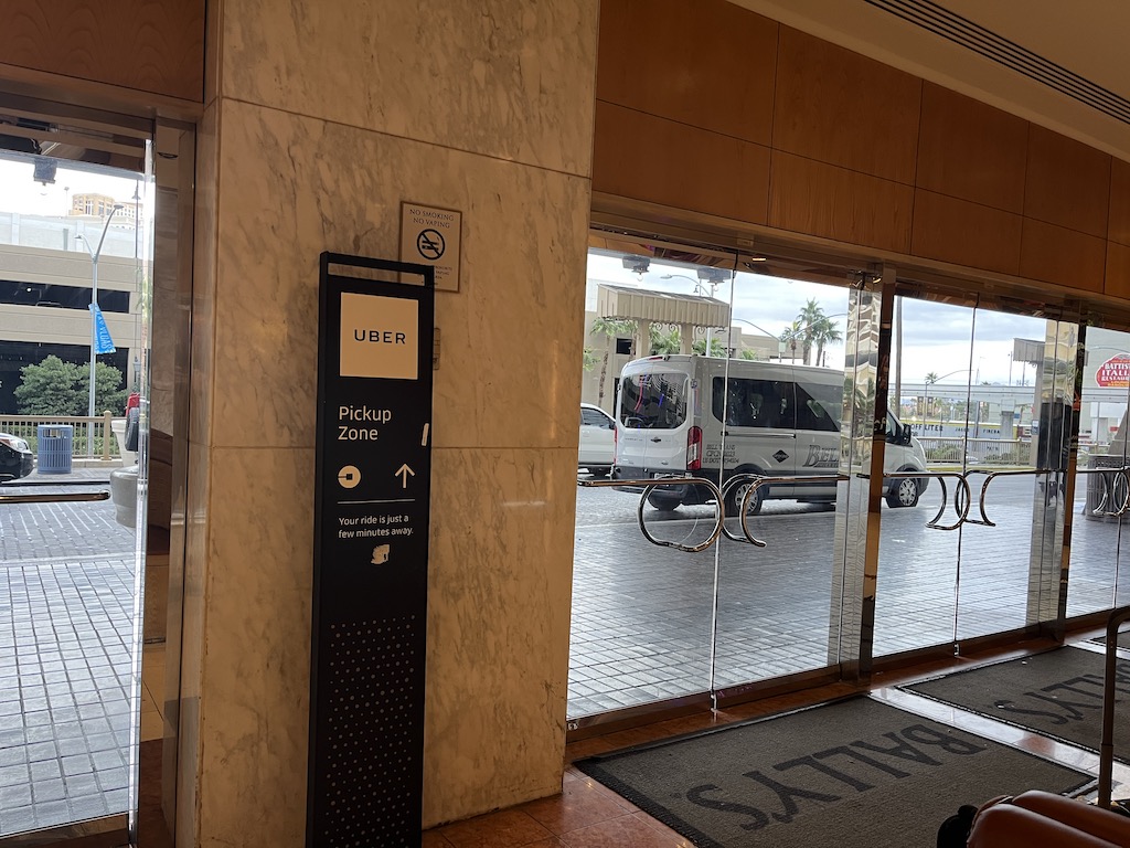Horseshoe Las Vegas Rideshare area