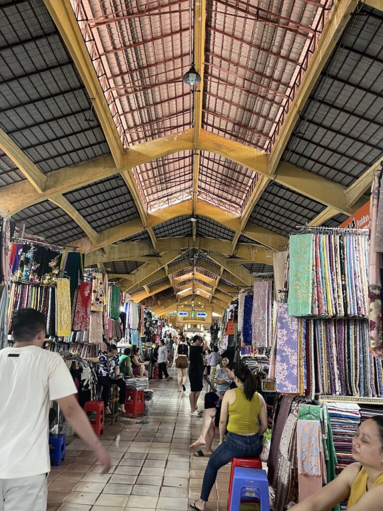 visiting saigon ben thanh market