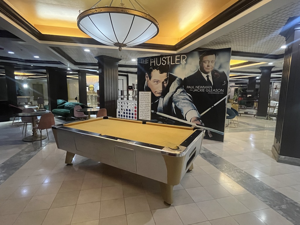 Lobby at theChateau Mar Golf Resort