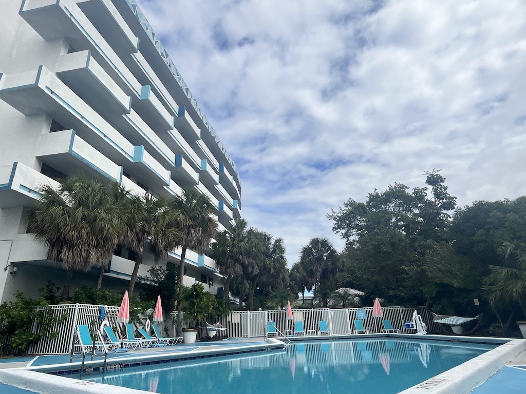 Chateau Mar Golf Resort