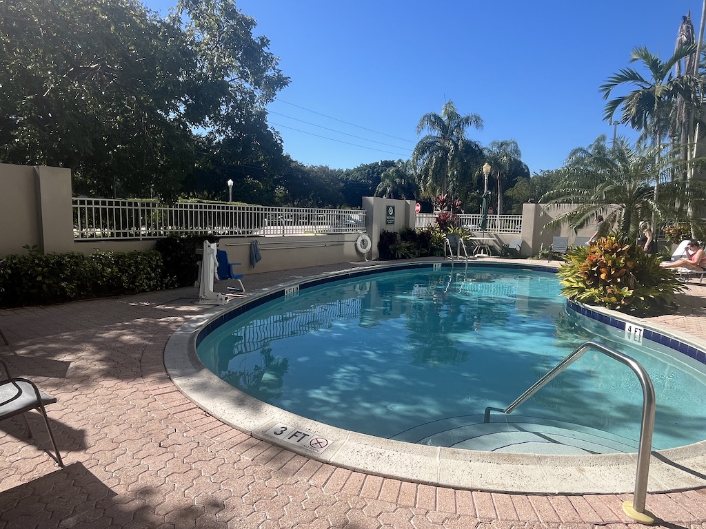 La Quinta Plantation 6th Street