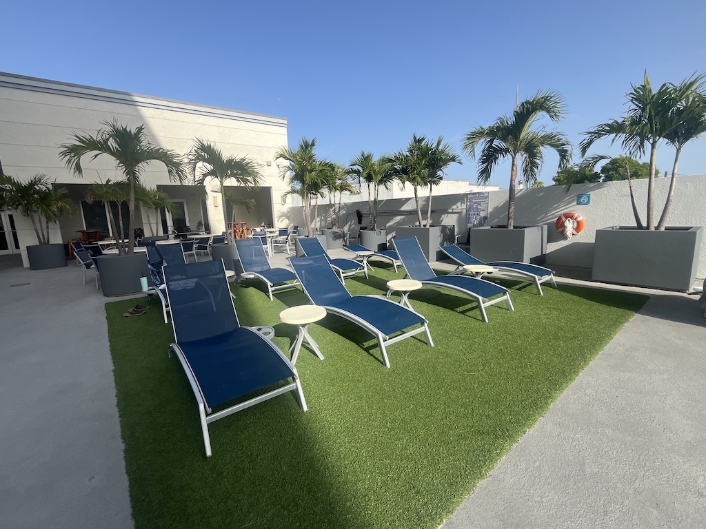 Hotel Dello pool deck