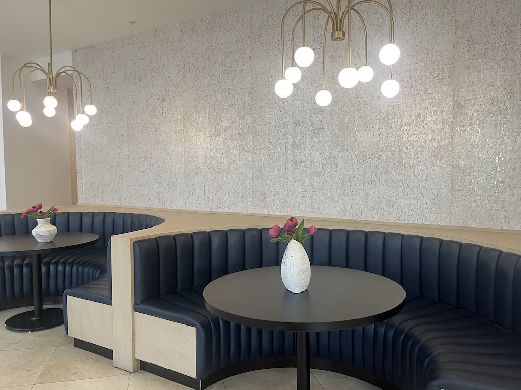 hotel dello lobby