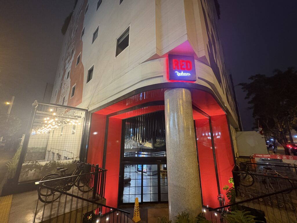 Radisson Red Miraflores
