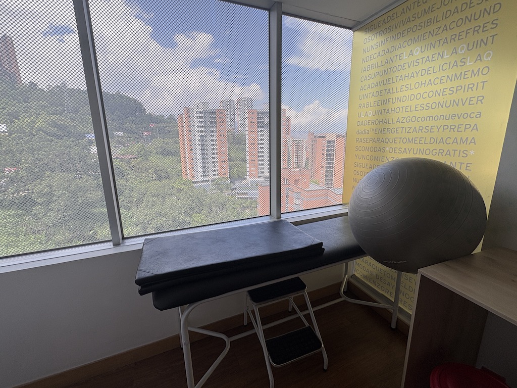Review of the La Quinta Medellín