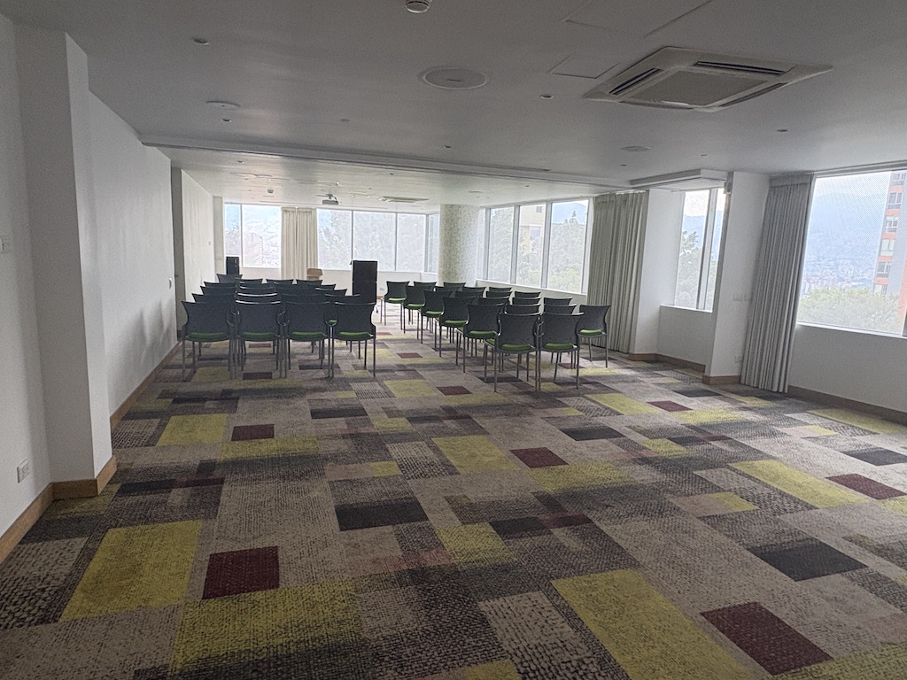 Review of the La Quinta Medellín