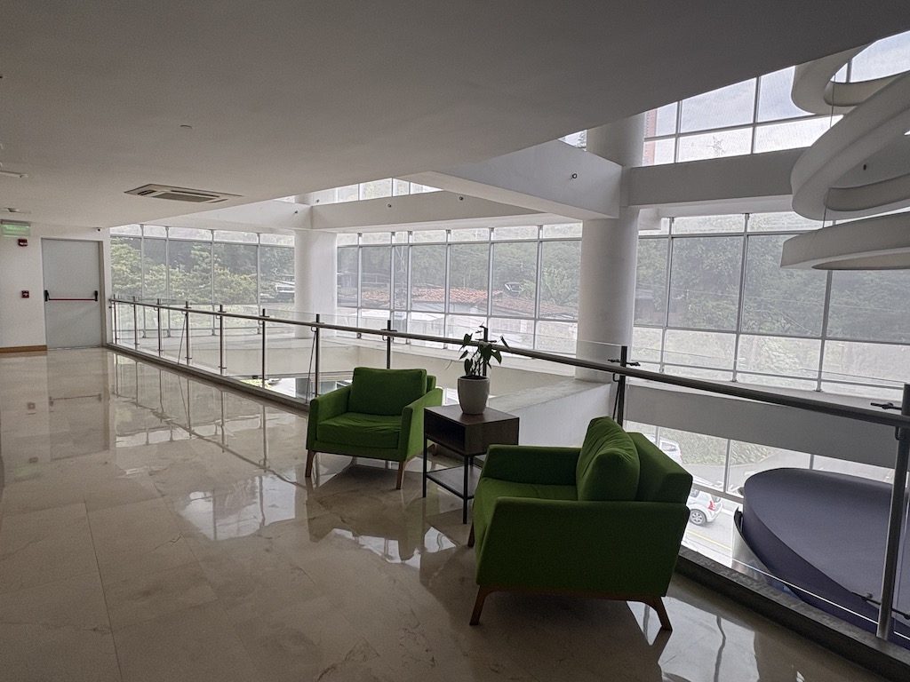 Review of the La Quinta Medellín