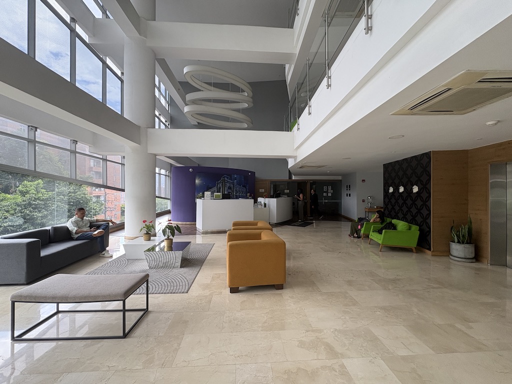 Review of the La Quinta Medellín