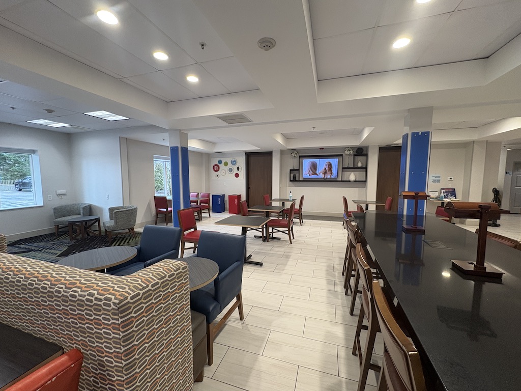 Holiday Inn Express Lynnwood, WA