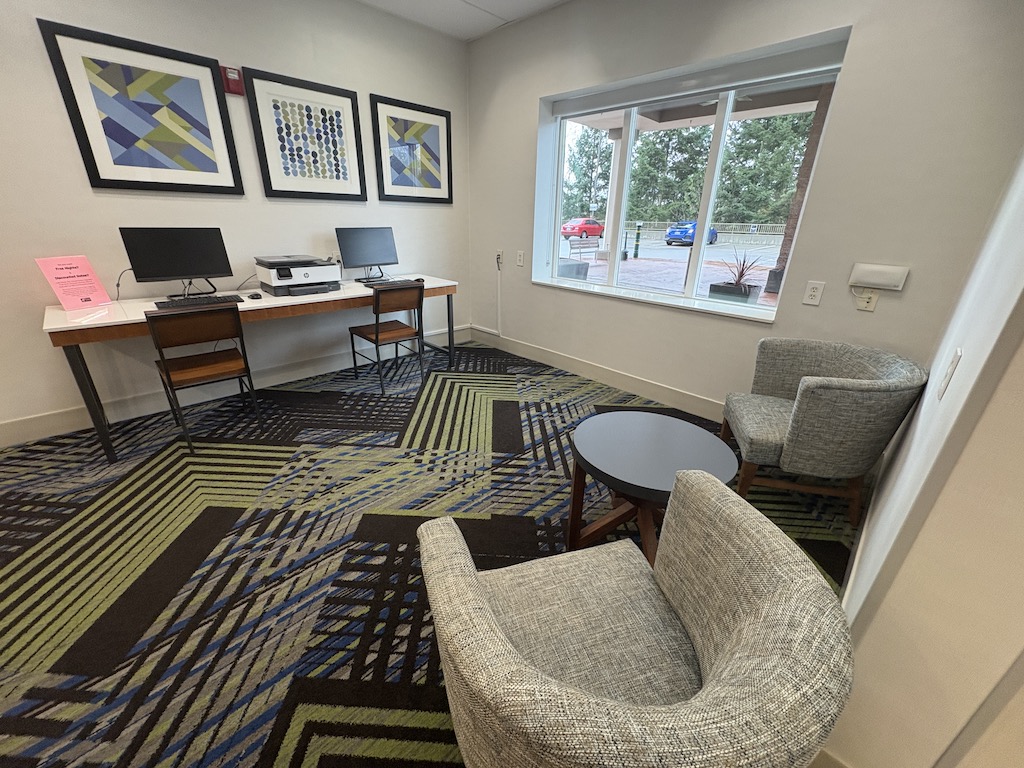 Holiday Inn Express Lynnwood, WA